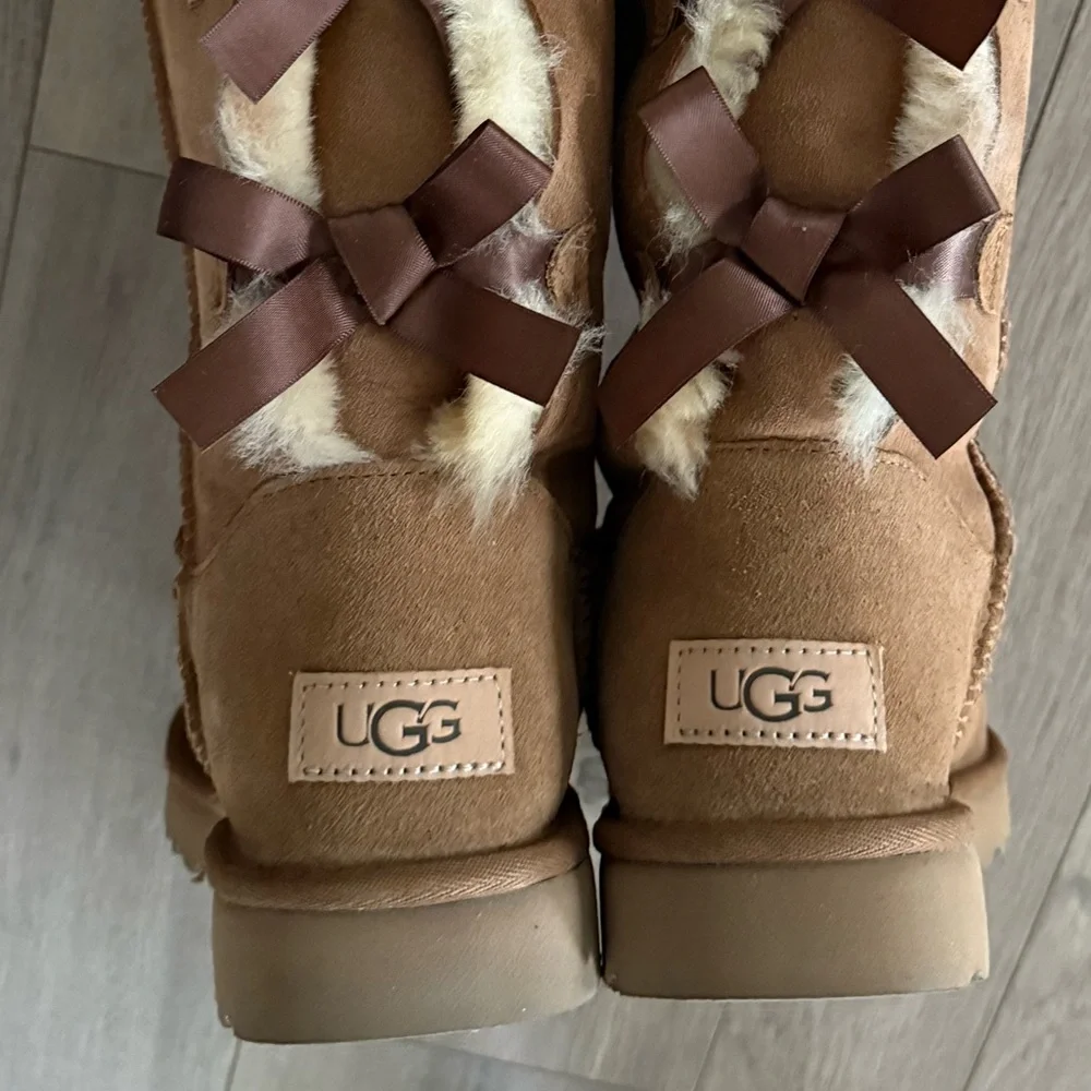 UGG Chestnut Bailey Bow Tall II Boots - Picture 6 of 8